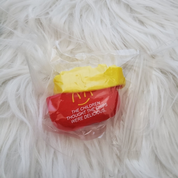 2/18 Airpods pro case - Picture 3 of 5